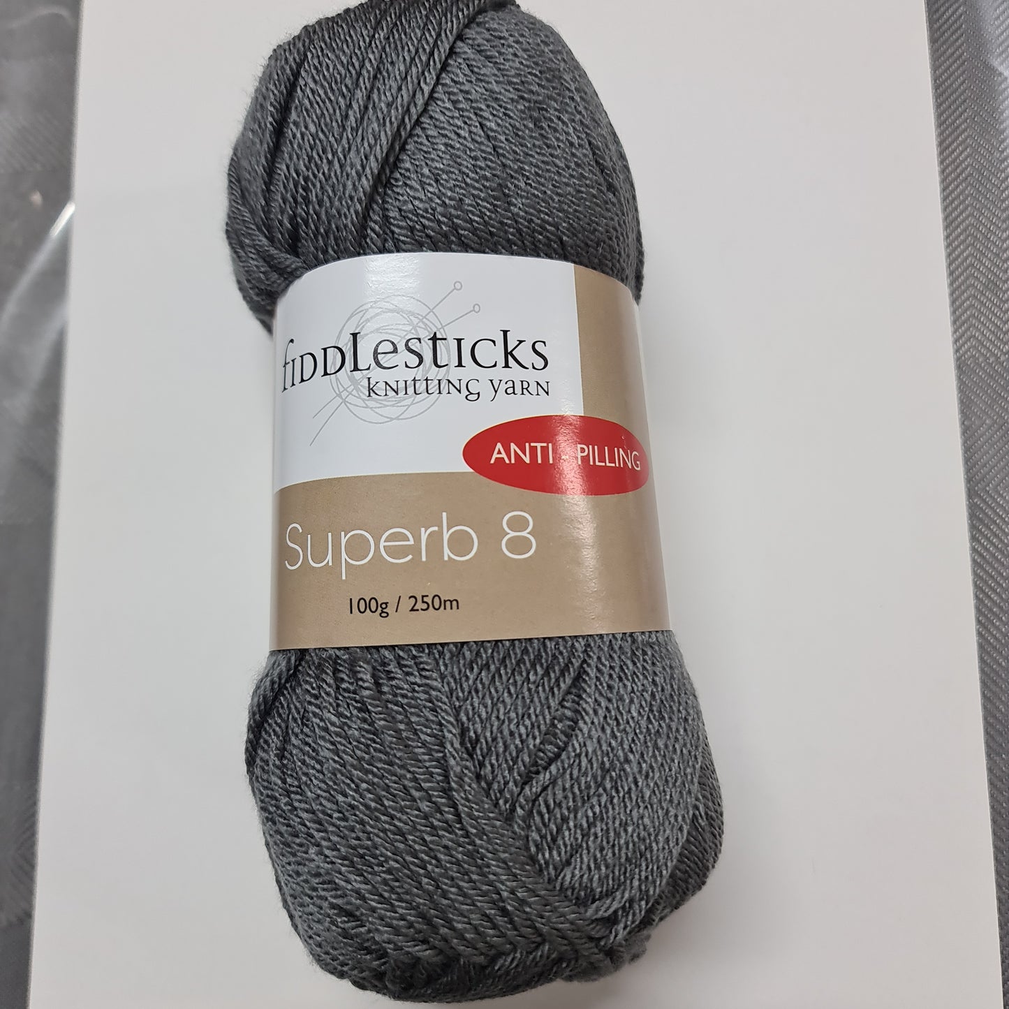 Superb 8, 70026, Grey