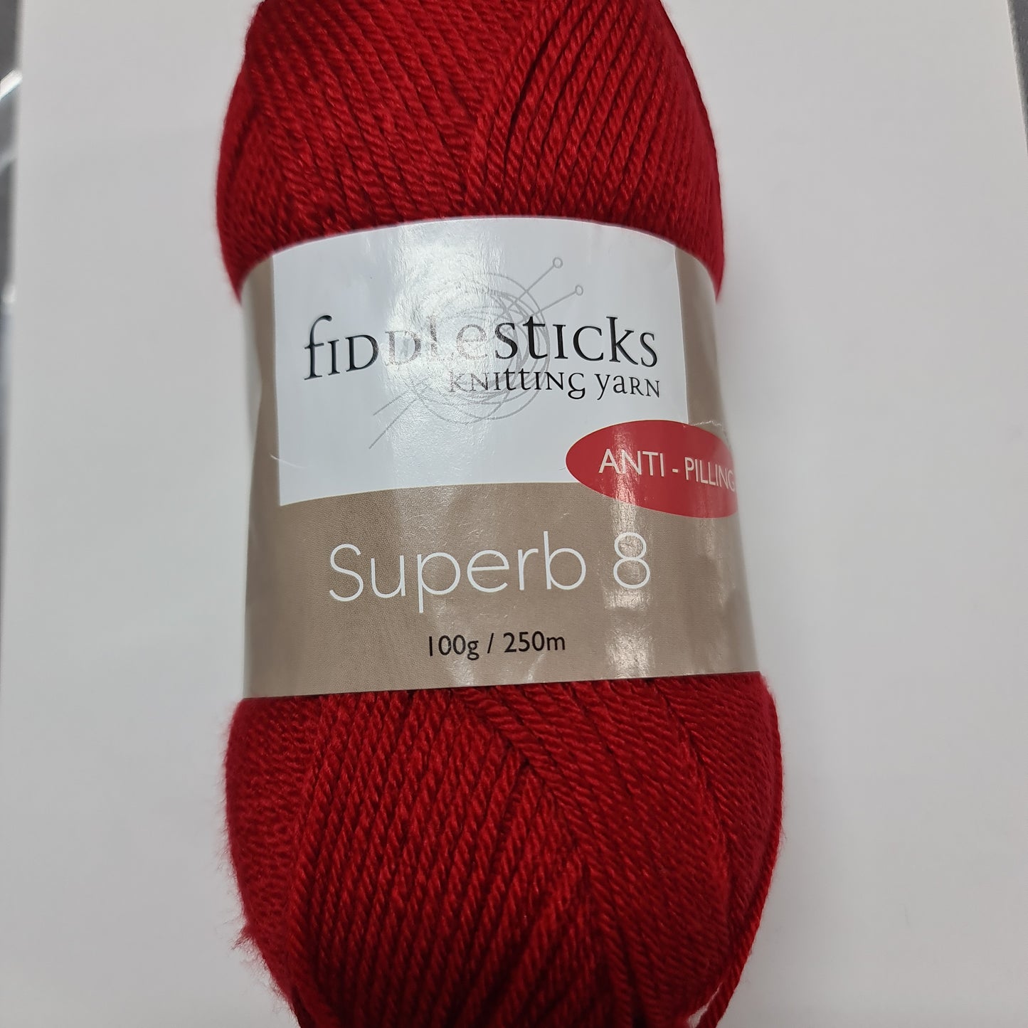 Superb 8, 70006, rich red